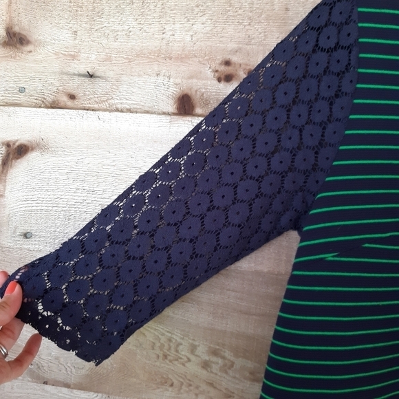 Postmark Green Navy Striped Tunic with Lace Elbow Sleeves Large - Picture 5 of 6